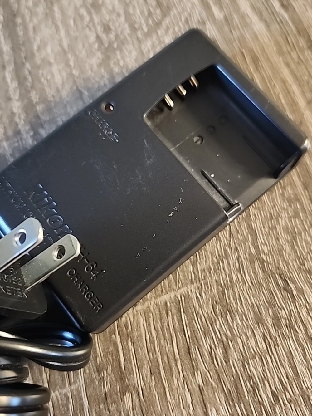 Nikon Black Battery Charger MH-64